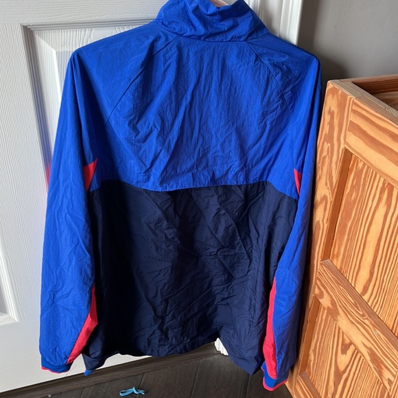 Vintage Nike Windbreaker - Picture 2 of 2